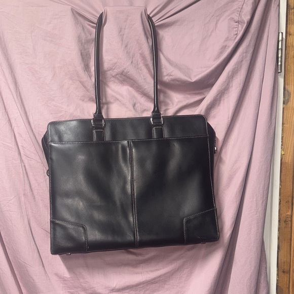 Targus Handbags - Targus Black Laptop Bag for Women